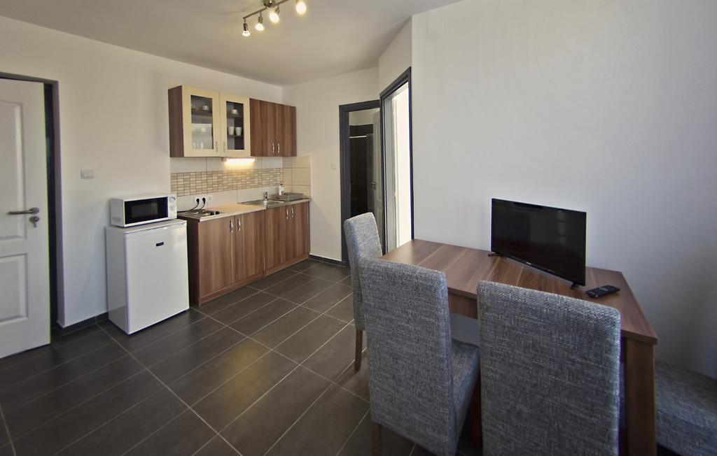 Luca Apartman Sopron Oda fotoğraf